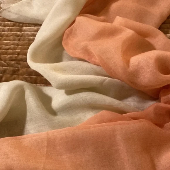 NWT Infinite Two Tone Scarf - Picture 3 of 7